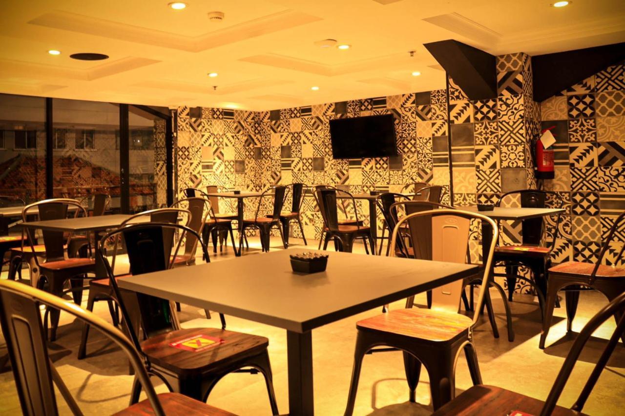 Sotis Hotel Kemang, Джакарта Екстер'єр фото